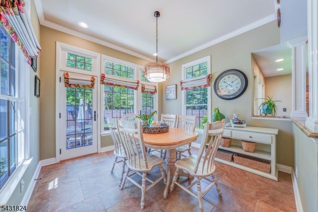 40 Delwick Ln, New Providence Boro, NJ 07974