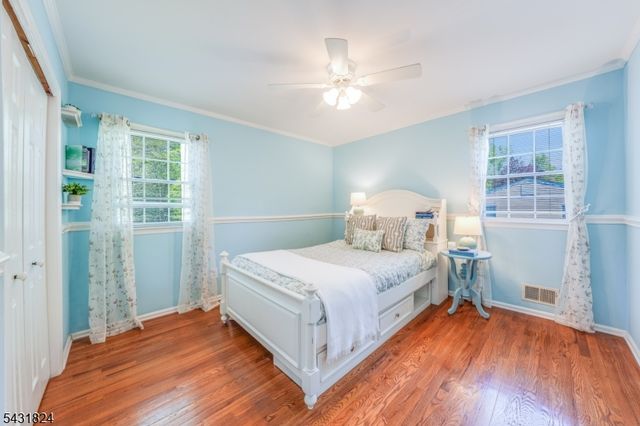 40 Delwick Ln, New Providence Boro, NJ 07974