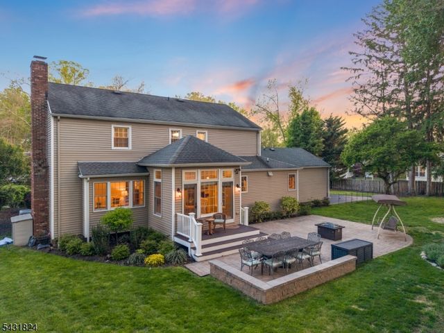 40 Delwick Ln, New Providence Boro, NJ 07974