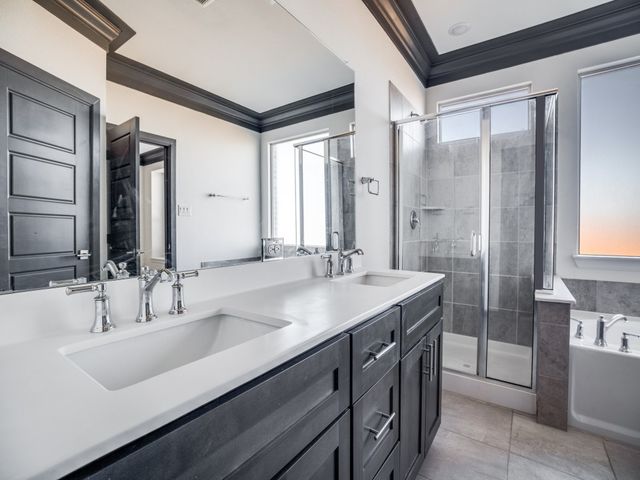 1100 Stallion Lane, Justin, TX 76247