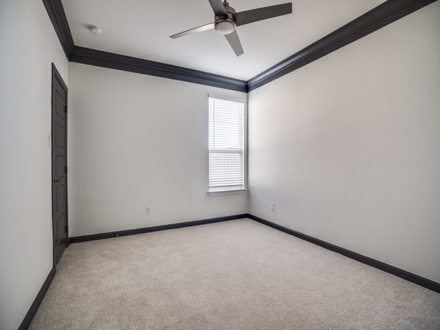 1100 Stallion Lane, Justin, TX 76247