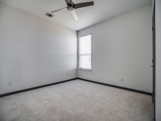 1100 Stallion Lane, Justin, TX 76247