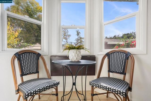 3240 62nd Ave, Oakland, CA 94605