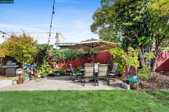 3240 62nd Ave, Oakland, CA 94605