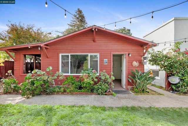 3240 62nd Ave, Oakland, CA 94605