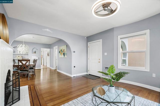 3240 62nd Ave, Oakland, CA 94605