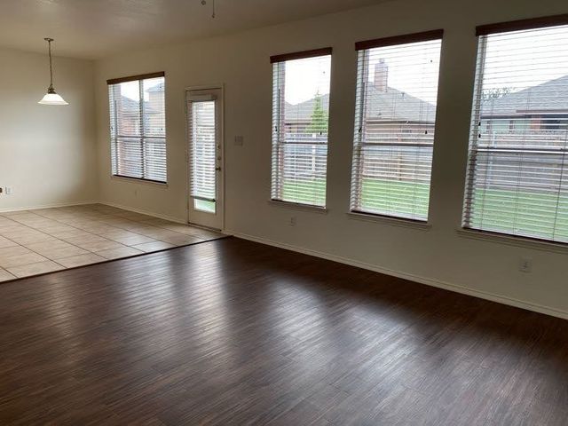 413 Mystic River Trail, Fort Worth, TX 76131