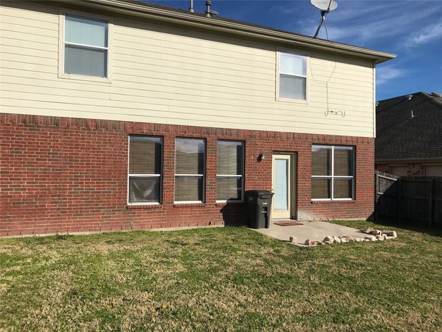 413 Mystic River Trail, Fort Worth, TX 76131