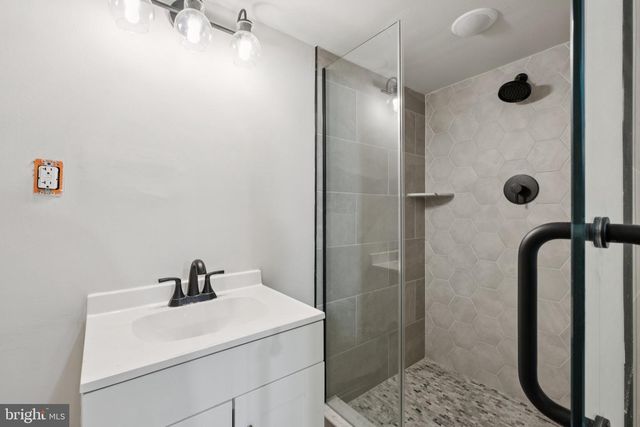 6508 SAYBROOK AVE, Philadelphia, PA 19142