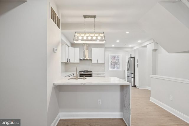 6508 SAYBROOK AVE, Philadelphia, PA 19142