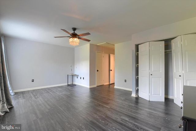 702 SHOWERS ST, Harrisburg, PA 17104