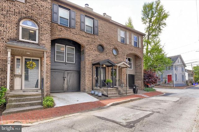 702 SHOWERS ST, Harrisburg, PA 17104