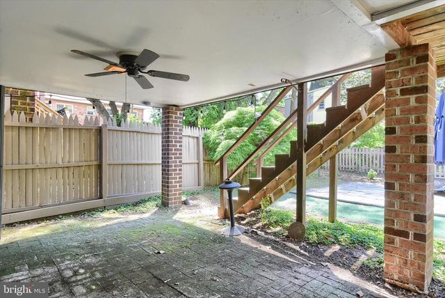 702 SHOWERS ST, Harrisburg, PA 17104