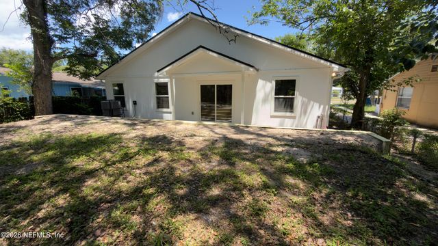 9162 4TH Avenue, Jacksonville, FL 32208