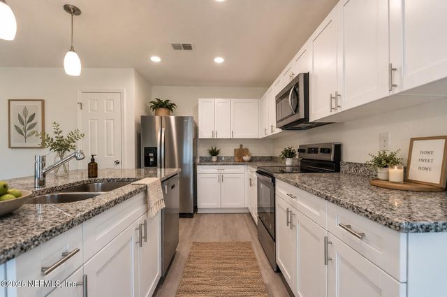 9162 4TH Avenue, Jacksonville, FL 32208