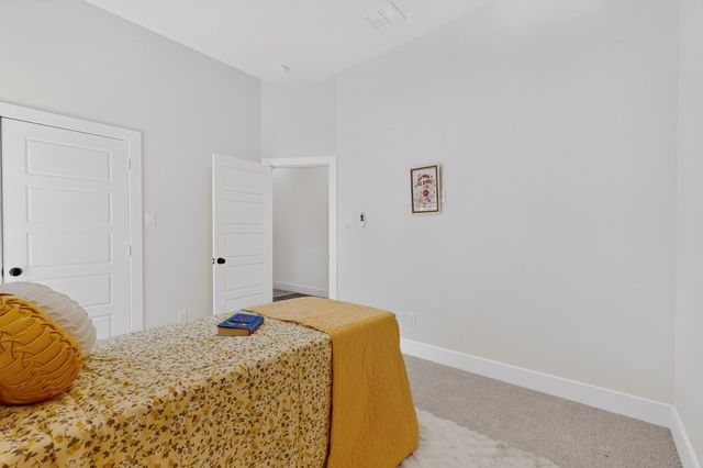 124 lost forest Road, Gun Barrel City, TX 75156