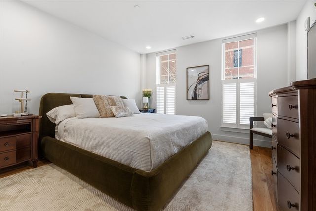 566 Columbus Ave 103, Boston, MA 02118