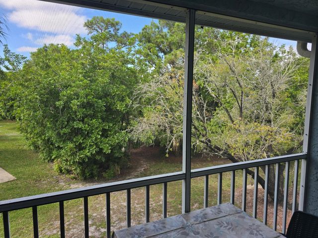 1606 SE Green Acres Circle 203, Port St Lucie, FL 34952