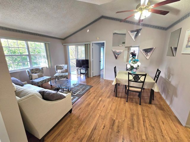 1606 SE Green Acres Circle 203, Port St Lucie, FL 34952