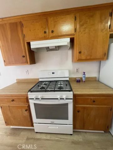 876 W Whittier Avenue 878, Hemet, CA 92543