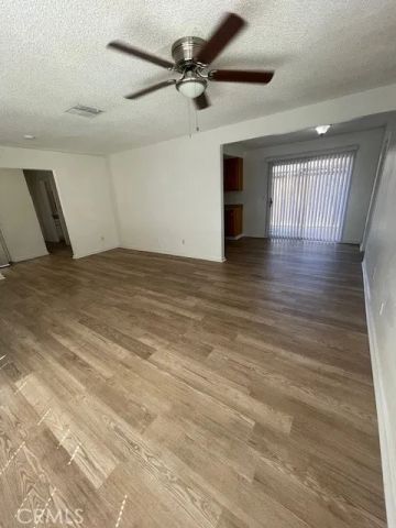 876 W Whittier Avenue 878, Hemet, CA 92543