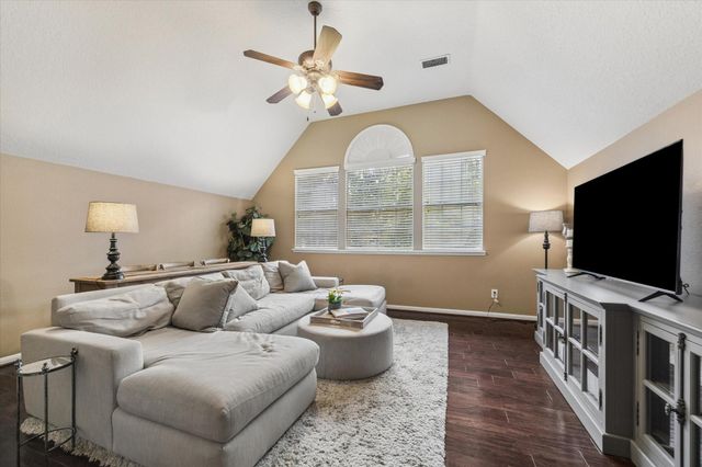 75 Stardust Place, The Woodlands, TX 77381