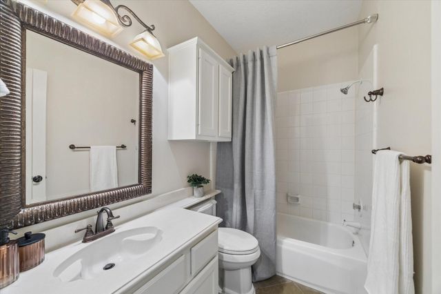 75 Stardust Place, The Woodlands, TX 77381