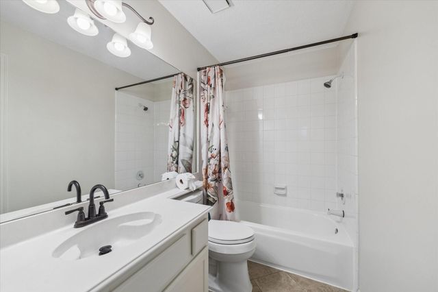 75 Stardust Place, The Woodlands, TX 77381