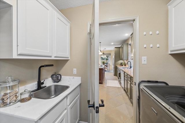 75 Stardust Place, The Woodlands, TX 77381