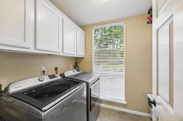 75 Stardust Place, The Woodlands, TX 77381