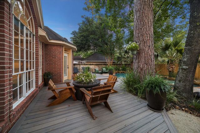 75 Stardust Place, The Woodlands, TX 77381