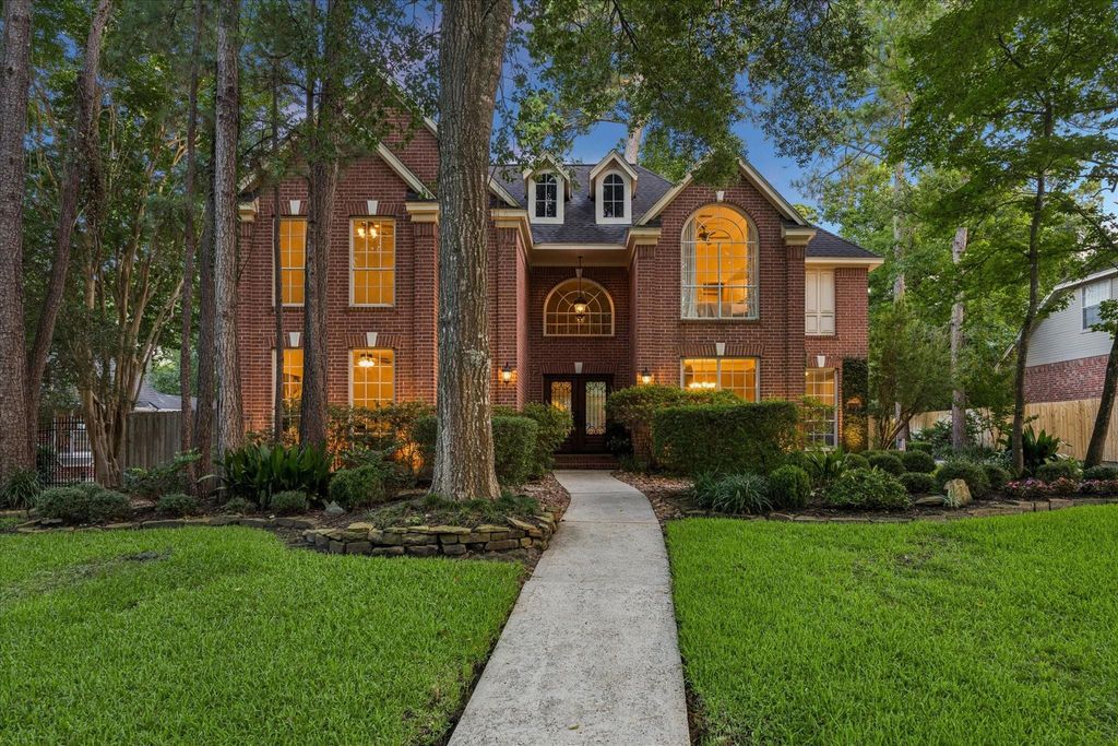 75 Stardust Place, The Woodlands, TX 77381