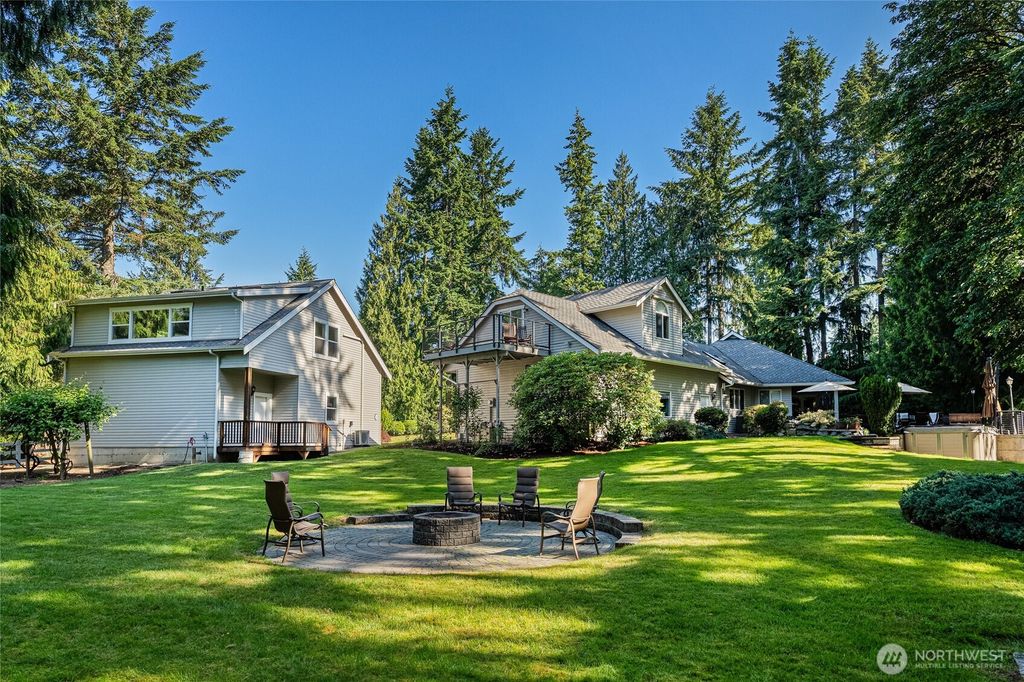 15618 163rd Avenue NE, Woodinville, WA 98072