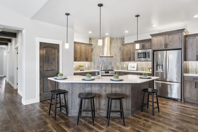 4176 SW Umatilla Avenue, Redmond, OR 97756