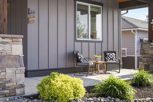 4176 SW Umatilla Avenue, Redmond, OR 97756