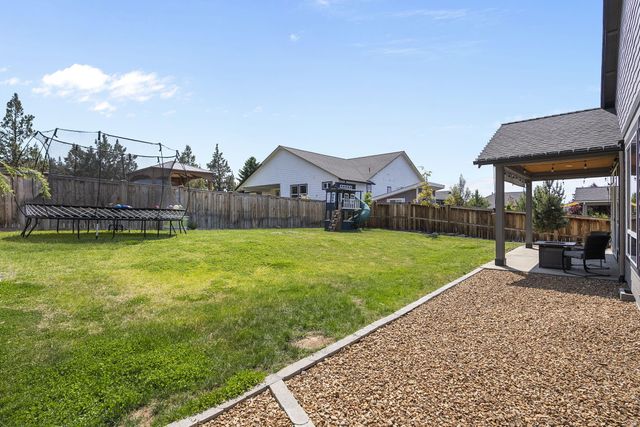 4176 SW Umatilla Avenue, Redmond, OR 97756