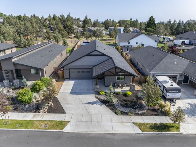 4176 SW Umatilla Avenue, Redmond, OR 97756