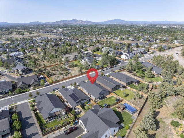 4176 SW Umatilla Avenue, Redmond, OR 97756