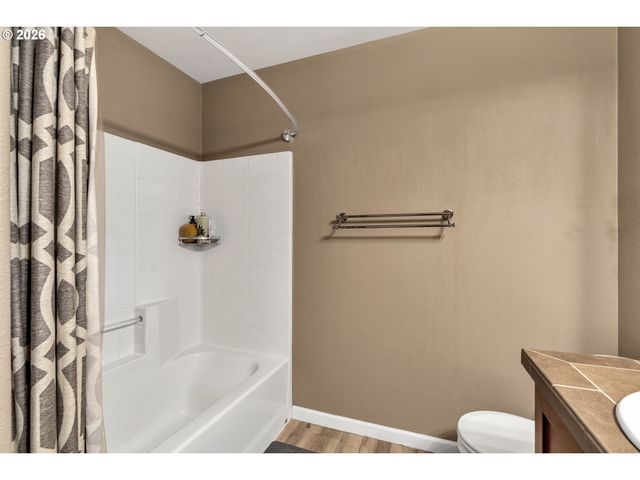 350 Nw 116TH Ave 101, Portland, OR 97229