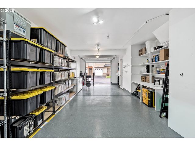 350 Nw 116TH Ave 101, Portland, OR 97229