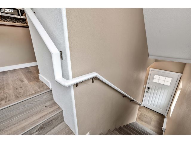 350 Nw 116TH Ave 101, Portland, OR 97229