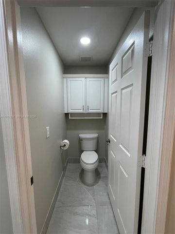 5544 NW 54th Cir, Coconut Creek, FL 33073