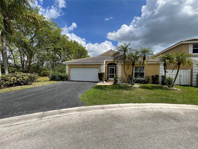 5544 NW 54th Cir, Coconut Creek, FL 33073
