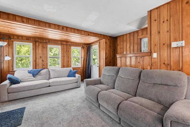 3541 Circle DRIVE, Hubertus, WI 53033
