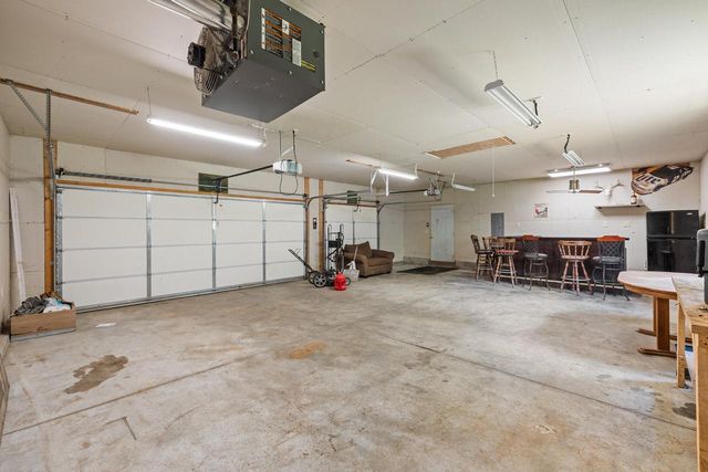 3541 Circle DRIVE, Hubertus, WI 53033