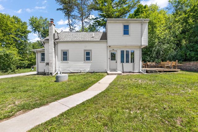 3541 Circle DRIVE, Hubertus, WI 53033