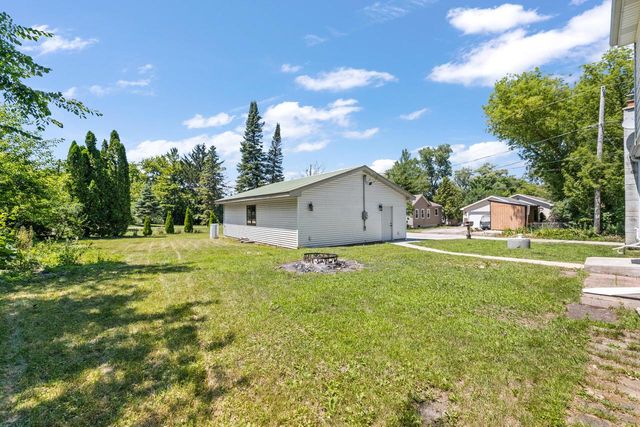 3541 Circle DRIVE, Hubertus, WI 53033