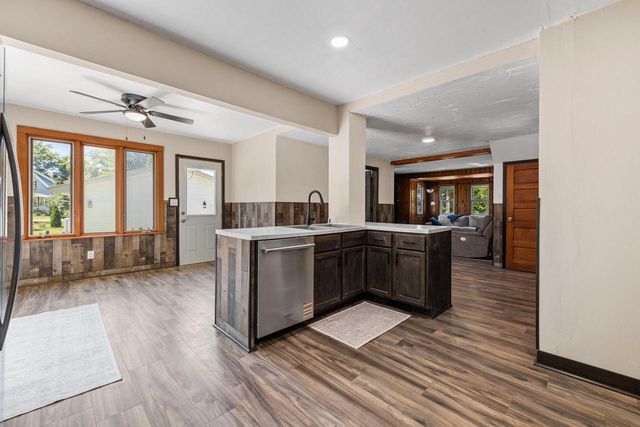 3541 Circle DRIVE, Hubertus, WI 53033