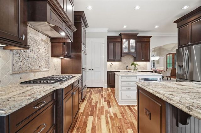 204 Sinti Trail, Big Canoe, GA 30143