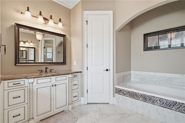 204 Sinti Trail, Big Canoe, GA 30143